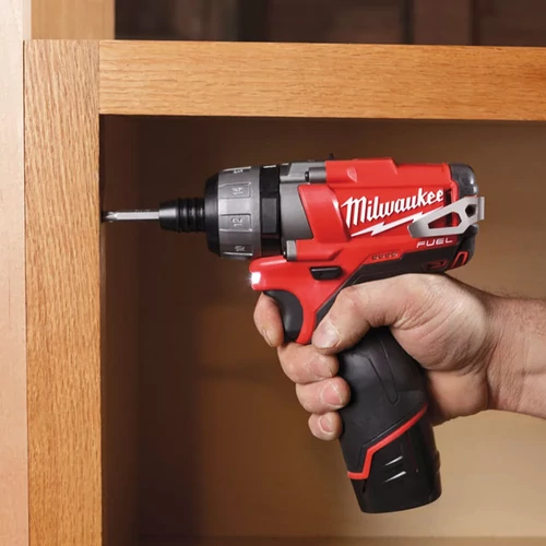 Milwaukee M12 CD-0   M12 FUEL  SZUPERKOMPAKT KÉTSEBESSÉGES CSAVAROZÓ