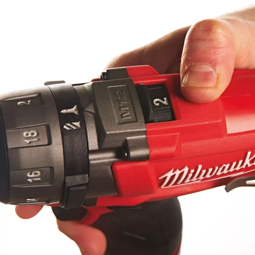 Milwaukee M12 CD-0   M12 FUEL  SZUPERKOMPAKT KÉTSEBESSÉGES CSAVAROZÓ