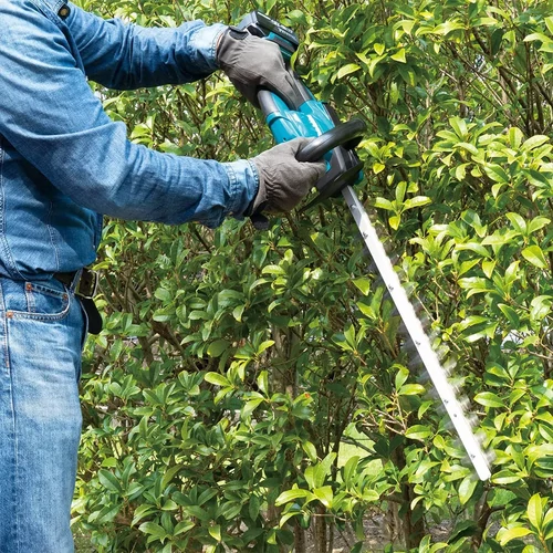 Makita DUH606Z 18V LXT Li-Ion BL 60 cm 320 W sövényvágó Z