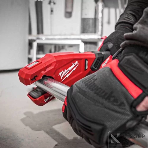 Milwaukee M12PCSS-202C M12™ CSŐVÁGÓ