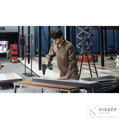 Bosch GSR 18V-50 Akkus fúrócsavarbehajtó 2x5,0Ah akkuval és töltővel + L-boxx koffer