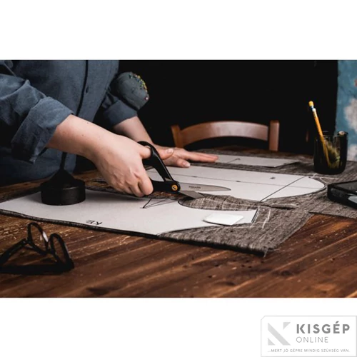 FISKARS Functional Form általános olló 21cm fekete