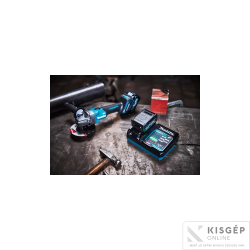 Makita 40Vmax XGT Li-ion gyorstöltő DC40RA