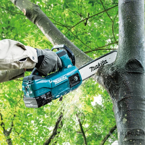 Makita DUC254RT 18V LXT Li-Ion BL 570 W láncfűrész 25 cm, 3/8