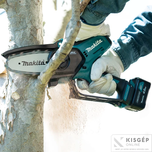 Makita UC100DZ 12Vmax CXT Li-Ion BL 210 W láncfűrész 10 cm, 0,325