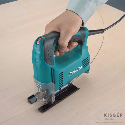 Makita 4327 450W szúrófűrész v: 65mm, ford.