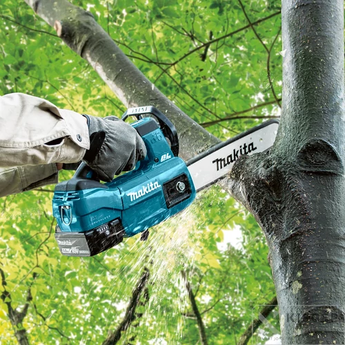 Makita DUC254Z 18V LXT Li-ion akkus láncfűrész 25cm