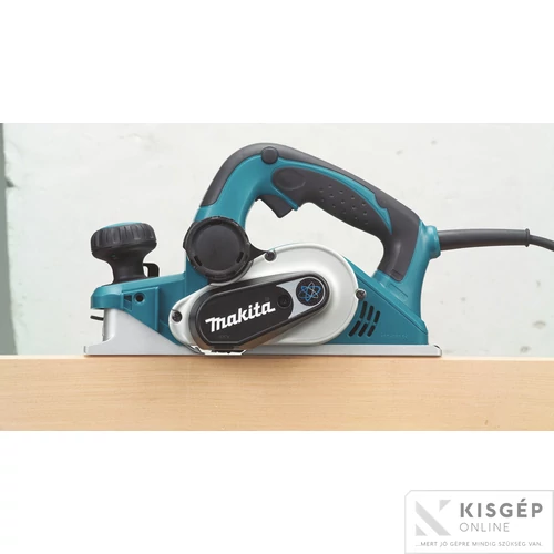 Makita KP0800 620W 82mm gyalu