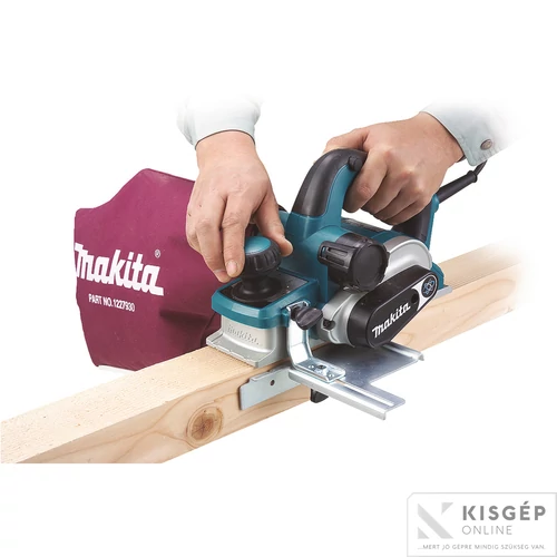 Makita KP0800 620W 82mm gyalu