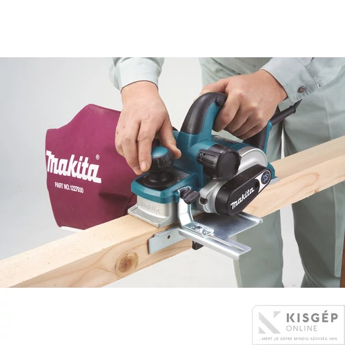 Makita KP0800 620W 82mm gyalu