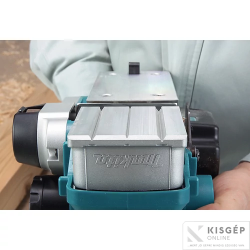 Makita KP0800 620W 82mm gyalu