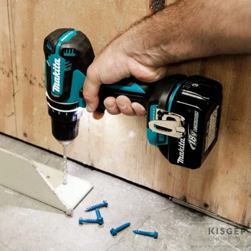 Makita DDF485RTJ 18V LXT Li-ion BL 50Nm fúró-csavarbehajtó 2x5,0Ah