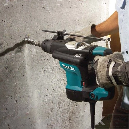 Makita HR3210C 850W 5,0J SDS-Plus fúró-vésőkalapács AVT