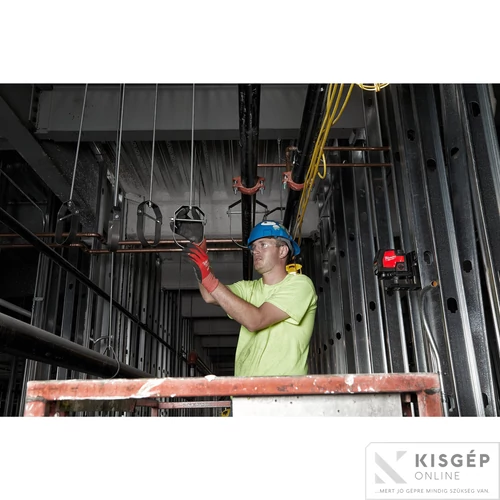 Milwaukee L4 CLLP-301C USB ÚJRATÖLTHETŐ ZÖLD KERESZTVONAL- ÉS PONTLÉZER