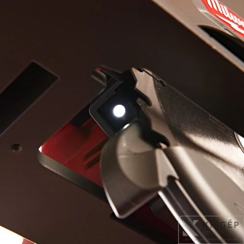 Milwaukee M18CCS55-502X M18 FUEL körfűrész 55 mm vágási mélységgel