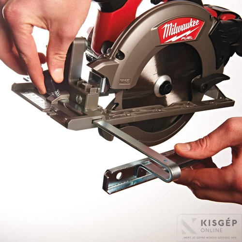 Milwaukee M18CCS55-502X M18 FUEL körfűrész 55 mm vágási mélységgel