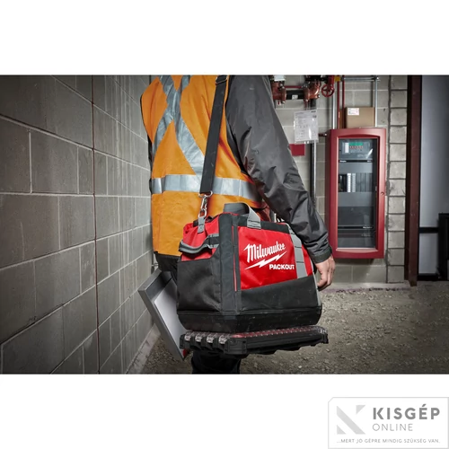 Milwaukee PACKOUT™ táska 38 cm