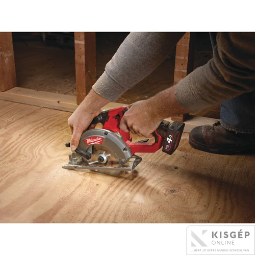 Milwaukee M12CCS44-402C M12 FUEL körfűrész