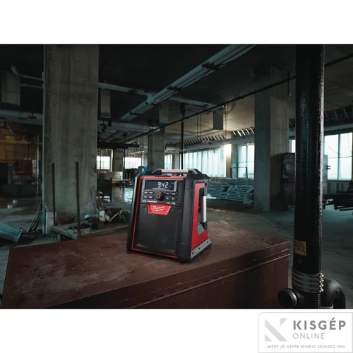 Milwaukee M18RC-0 bluetooth akkus rádió és töltő