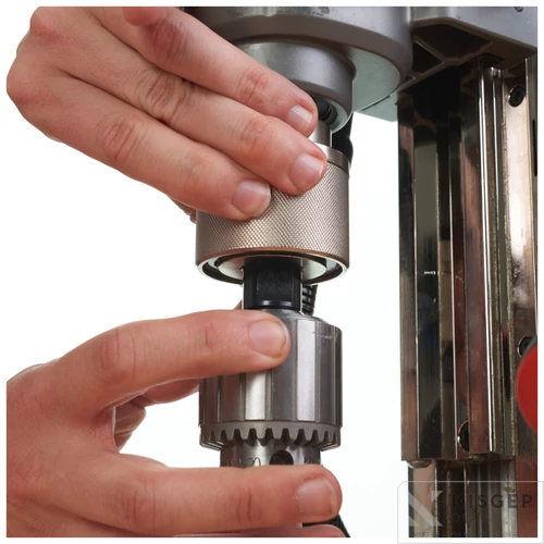 Milwaukee M18 FMDP-0C M18 mágnestalpas fúróállvány
