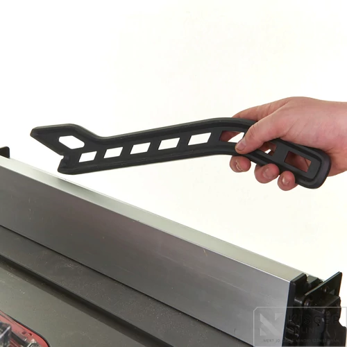 Milwaukee M18 FTS210-121B  M18 FUEL ASZTALI KÖRFűRÉSZ