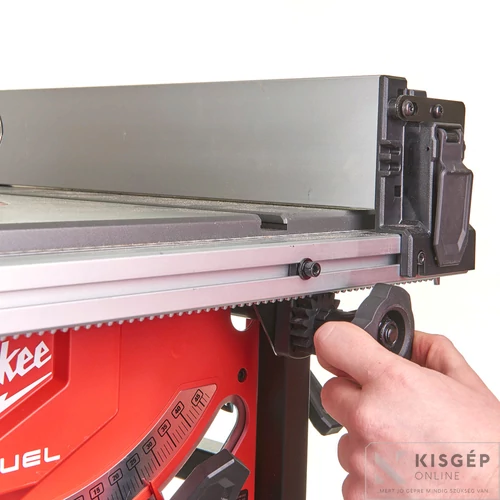 Milwaukee M18 FTS210-121B  M18 FUEL ASZTALI KÖRFűRÉSZ