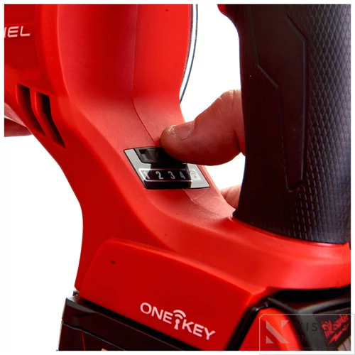 Milwaukee M18 ONESX-502X akkumulátoros kardfűrész 18V ONE-KEY