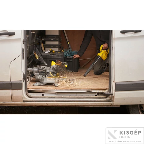 STANLEY® FATMAX® 18 Volt-os V20 akkumulátoros kerti lombfúvó